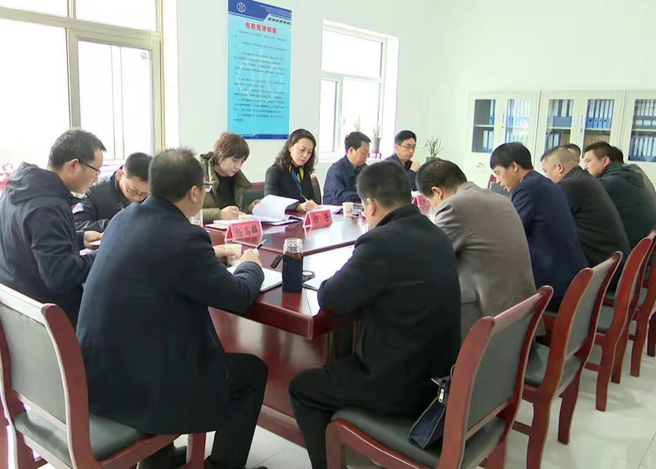 1013840439.jpg 1013840439.jpg